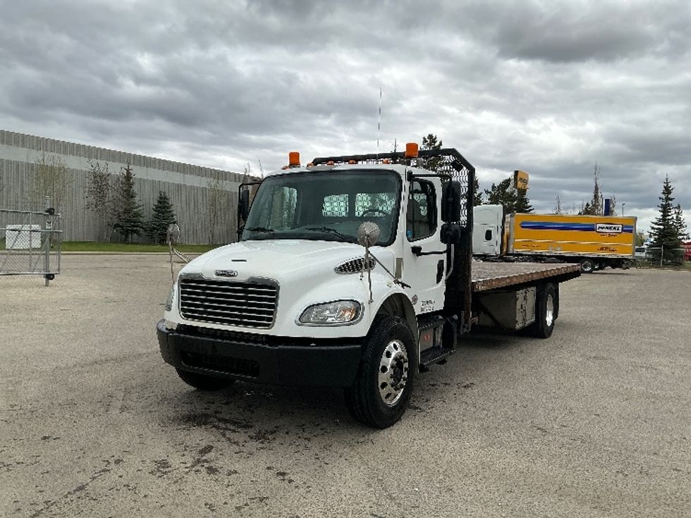 Flatbed Truck-Light and Medium Duty Trucks-Freightliner-2019-M2-Edmonton-AB-195,769\n\t\tkm-$ 60,000 - Image 3