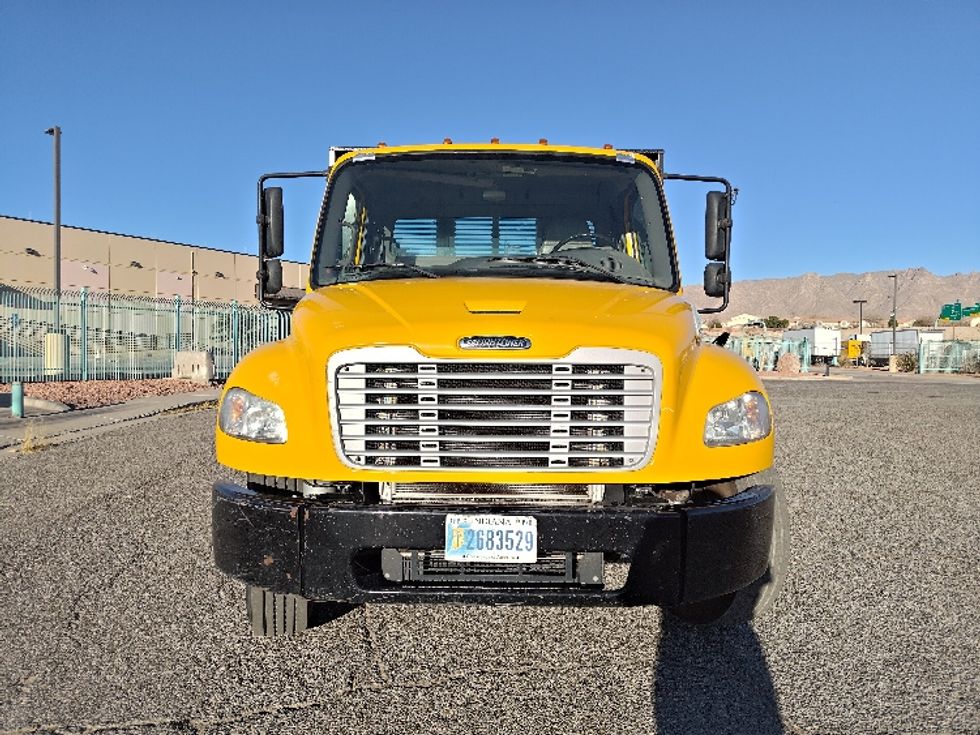 Flatbed Truck-Light and Medium Duty Trucks-Freightliner-2019-M2-El Paso-TX-114,681\n\t\tmiles-$ 56,750 - Image 2