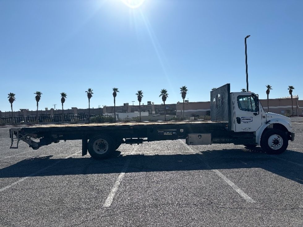 Flatbed Truck-Light and Medium Duty Trucks-Freightliner-2019-M2-El Paso-TX-79,226\n\t\tmiles-$ 71,500 - Image 12