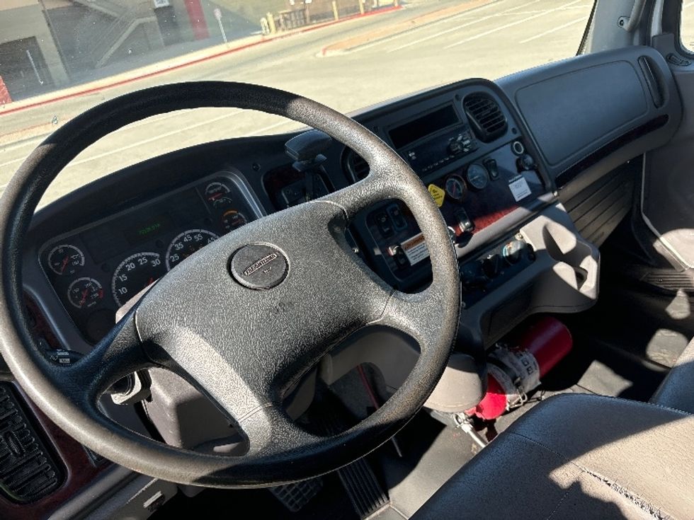 Flatbed Truck-Light and Medium Duty Trucks-Freightliner-2019-M2-El Paso-TX-79,226\n\t\tmiles-$ 71,500 - Image 13