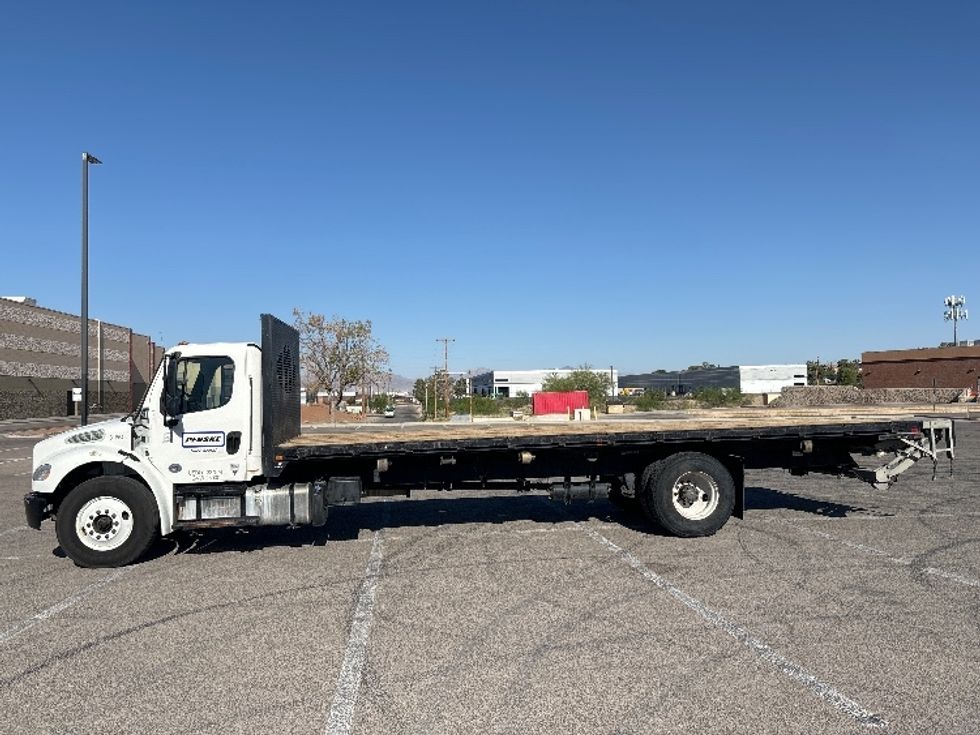 Flatbed Truck-Light and Medium Duty Trucks-Freightliner-2019-M2-El Paso-TX-79,226\n\t\tmiles-$ 71,500 - Image 4