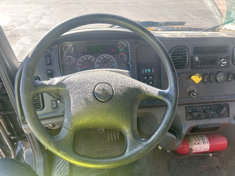 Flatbed Truck-Light and Medium Duty Trucks-Freightliner-2019-M2-Elmira-NY-259,968\n\t\tmiles-$ 55,500 - Image 18