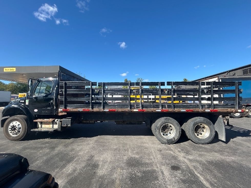 Flatbed Truck-Light and Medium Duty Trucks-Freightliner-2019-M2-Elmira-NY-259,968\n\t\tmiles-$ 55,500 - Image 4