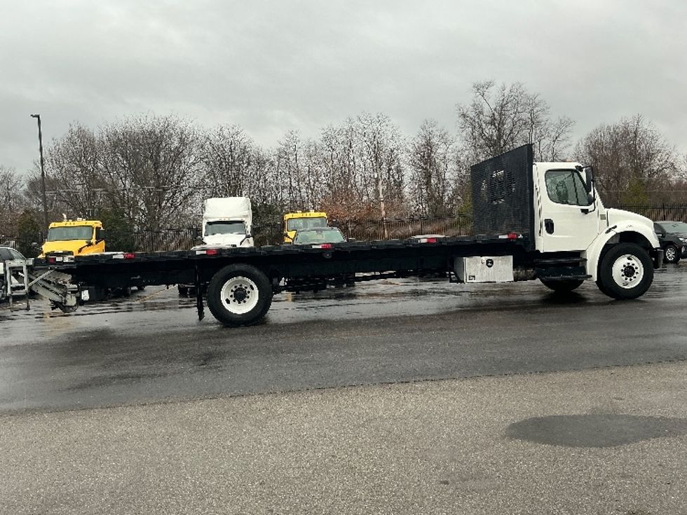 Flatbed Truck-Light and Medium Duty Trucks-Freightliner-2019-M2-Erlanger-KY-42,316\n\t\tmiles-$ 60,250 - Image 11