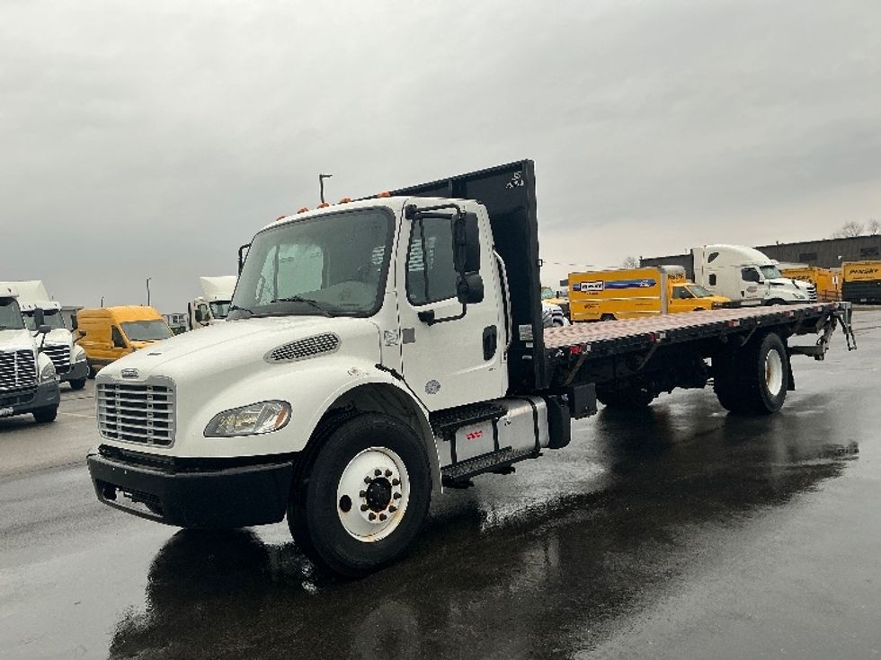 Flatbed Truck-Light and Medium Duty Trucks-Freightliner-2019-M2-Erlanger-KY-42,316\n\t\tmiles-$ 60,250 - Image 3