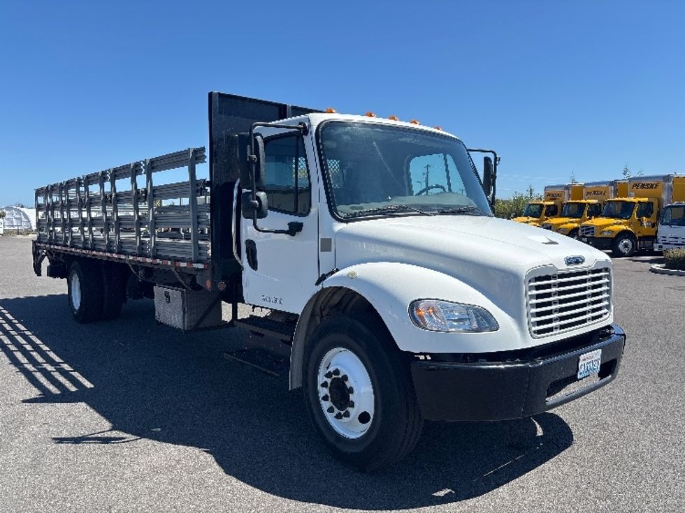 Flatbed Truck-Light and Medium Duty Trucks-Freightliner-2019-M2-Everett-WA-54,641\n\t\tmiles-$ 64,250 - Image 1