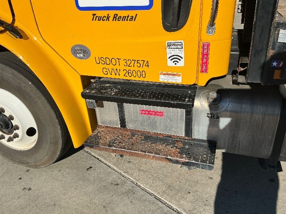 Flatbed Truck-Light and Medium Duty Trucks-Freightliner-2019-M2-Fontana-CA-108,381\n\t\tmiles-$ 53,000 - Image 27