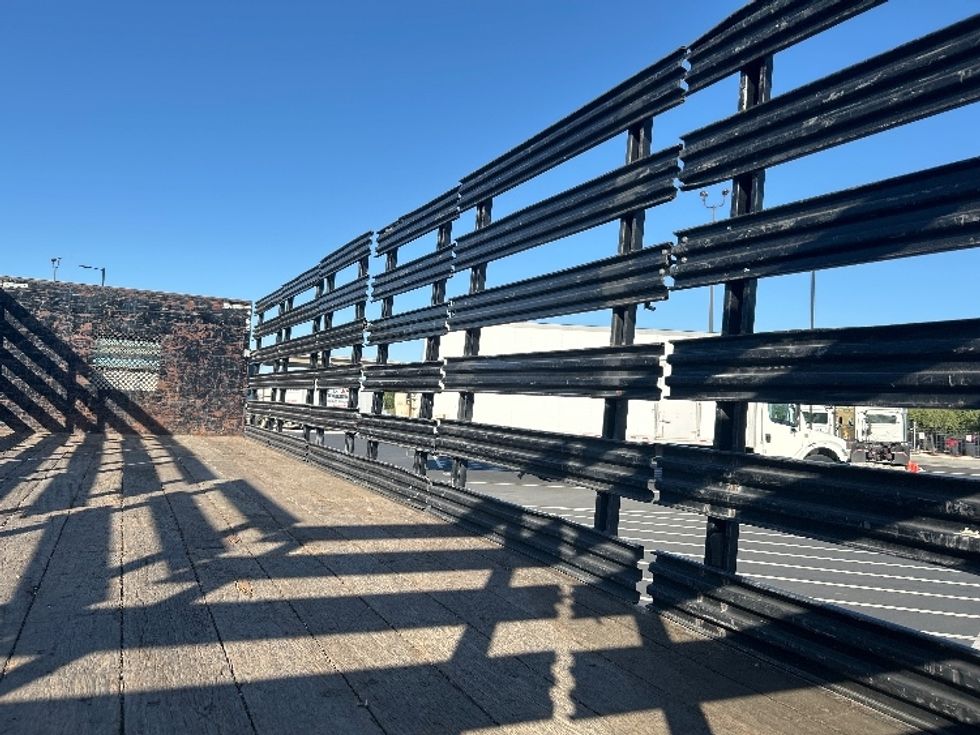 Flatbed Truck-Light and Medium Duty Trucks-Freightliner-2019-M2-Fontana-CA-111,131\n\t\tmiles-$ 55,000 - Image 12