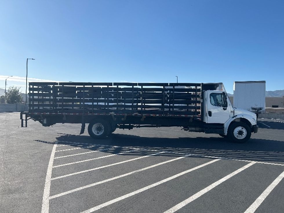 Flatbed Truck-Light and Medium Duty Trucks-Freightliner-2019-M2-Fontana-CA-111,131\n\t\tmiles-$ 55,000 - Image 14