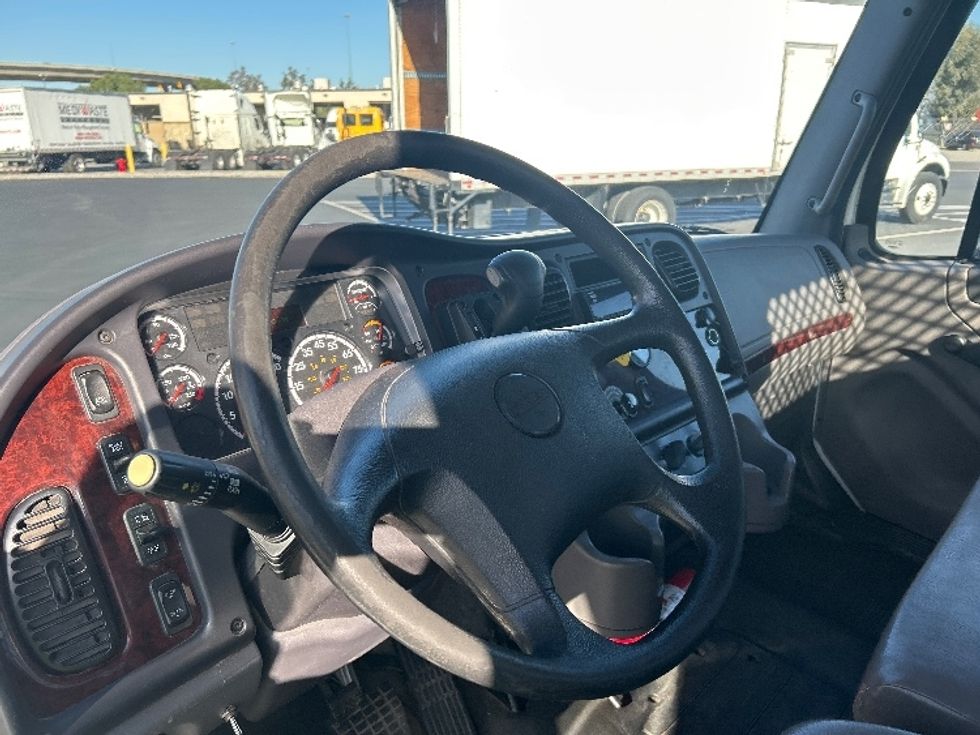 Flatbed Truck-Light and Medium Duty Trucks-Freightliner-2019-M2-Fontana-CA-111,131\n\t\tmiles-$ 55,000 - Image 16