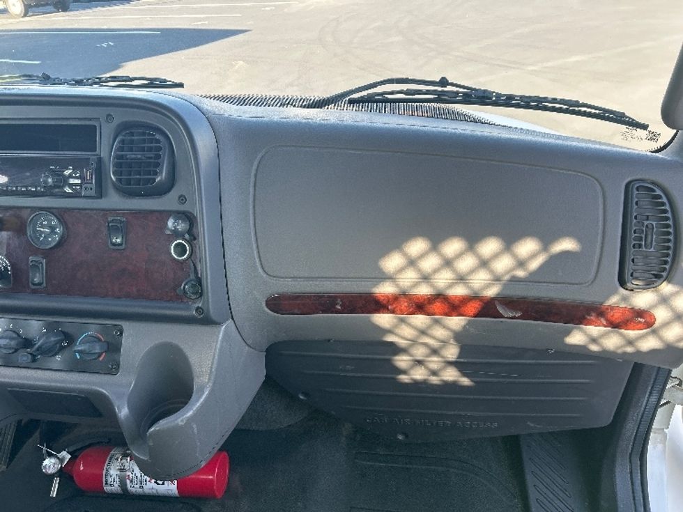 Flatbed Truck-Light and Medium Duty Trucks-Freightliner-2019-M2-Fontana-CA-111,131\n\t\tmiles-$ 55,000 - Image 20