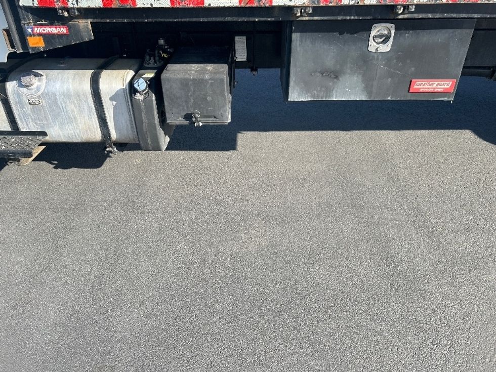 Flatbed Truck-Light and Medium Duty Trucks-Freightliner-2019-M2-Fontana-CA-111,131\n\t\tmiles-$ 55,000 - Image 23