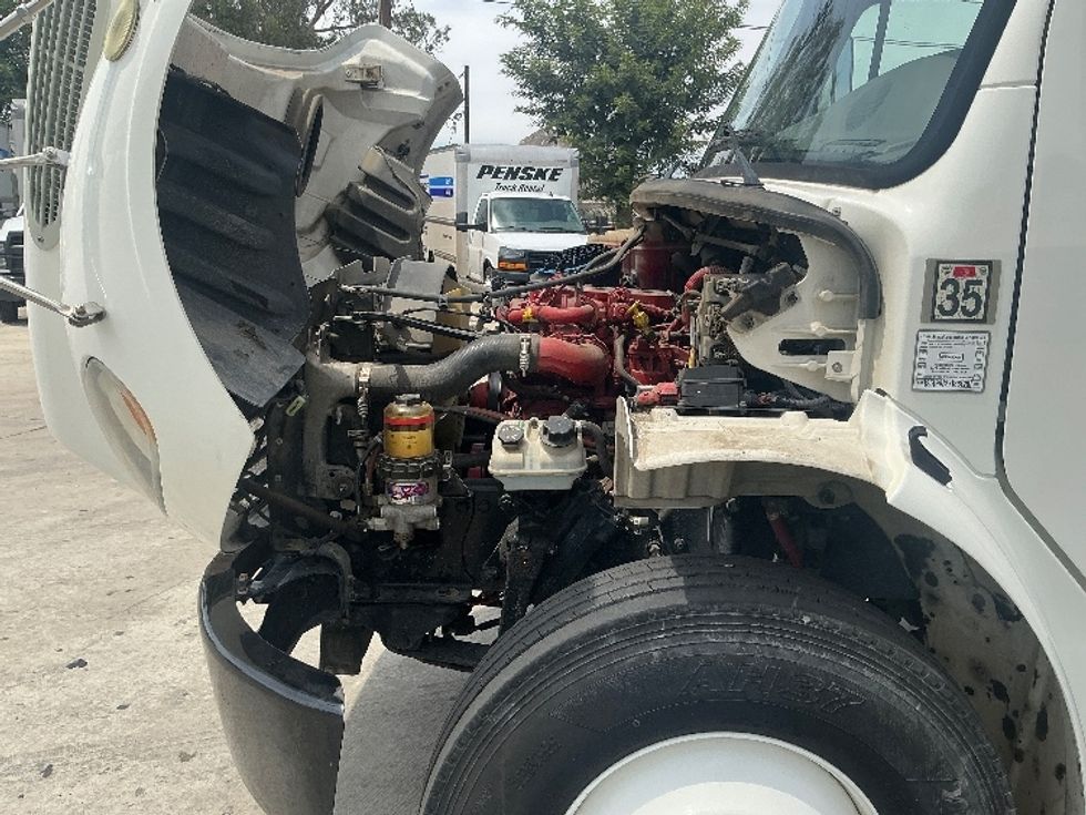 Flatbed Truck-Light and Medium Duty Trucks-Freightliner-2019-M2-Fontana-CA-115,986\n\t\tmiles-$ 47,500 - Image 24