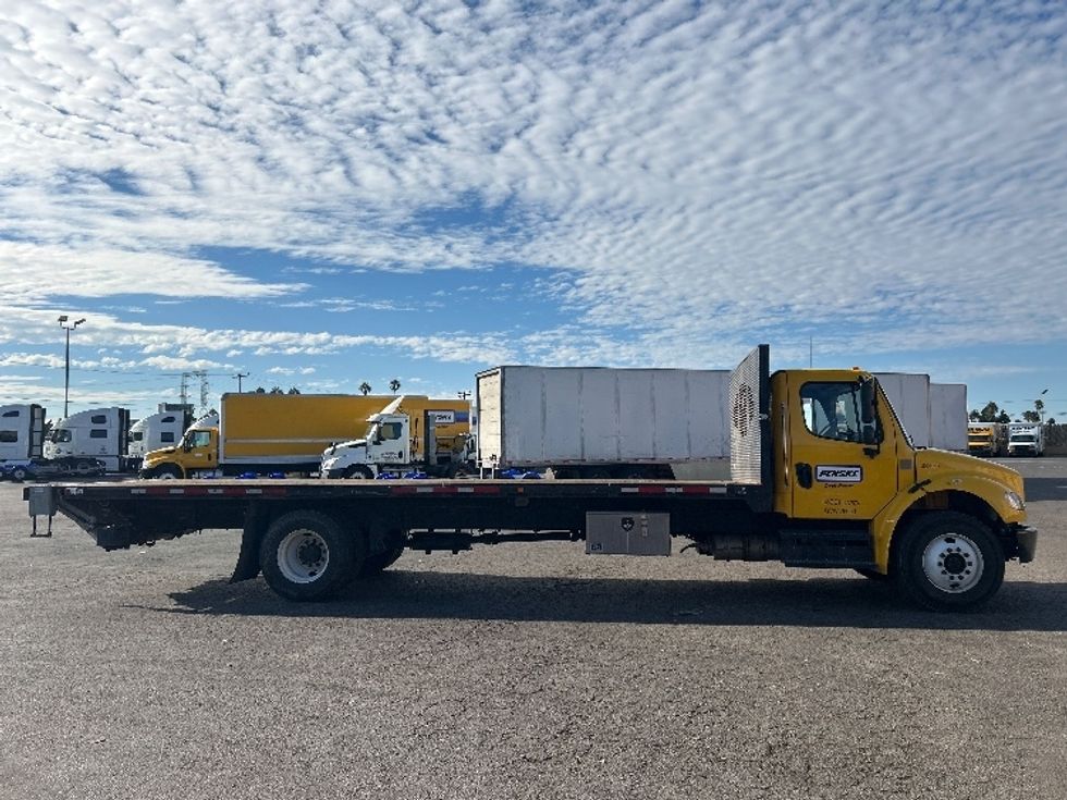 Flatbed Truck-Light and Medium Duty Trucks-Freightliner-2019-M2-Fontana-CA-117,600\n\t\tmiles-$ 53,250 - Image 13