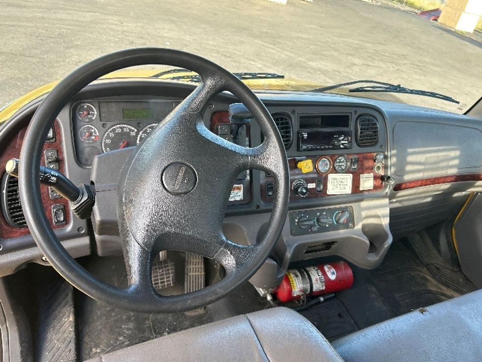 Flatbed Truck-Light and Medium Duty Trucks-Freightliner-2019-M2-Fontana-CA-117,600\n\t\tmiles-$ 53,250 - Image 16