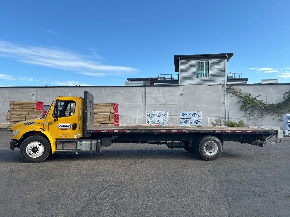 Flatbed Truck-Light and Medium Duty Trucks-Freightliner-2019-M2-Fontana-CA-117,600\n\t\tmiles-$ 53,250 - Image 4