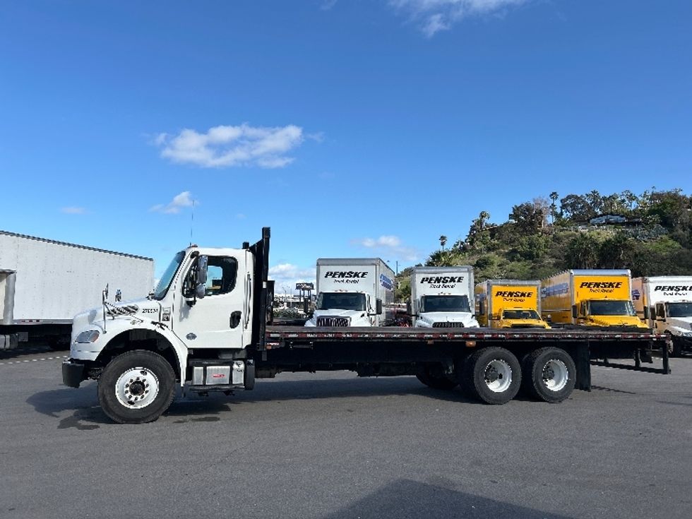 Flatbed Truck-Light and Medium Duty Trucks-Freightliner-2019-M2-Fontana-CA-129,050\n\t\tmiles-$ 71,750 - Image 4