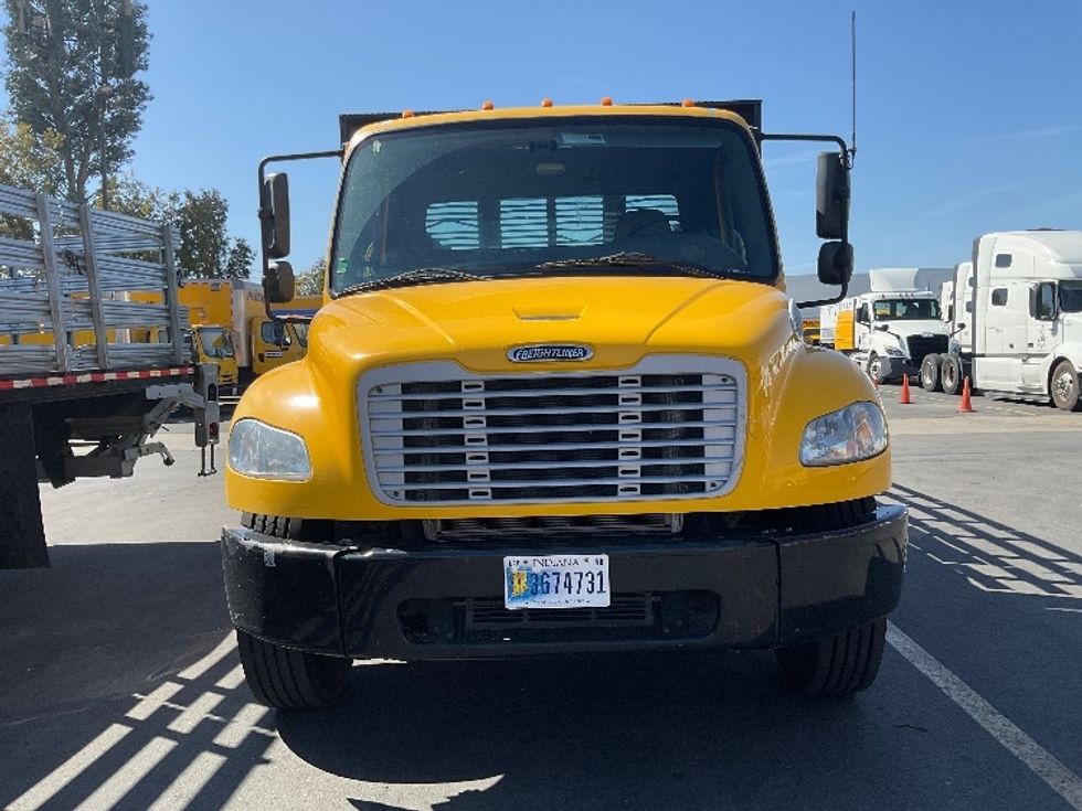 Flatbed Truck-Light and Medium Duty Trucks-Freightliner-2019-M2-Fontana-CA-129,412\n\t\tmiles-$ 58,000 - Image 2