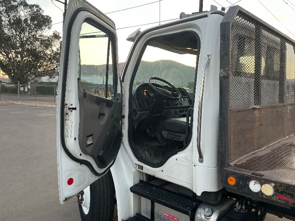 Flatbed Truck-Light and Medium Duty Trucks-Freightliner-2019-M2-Fontana-CA-130,955\n\t\tmiles-$ 54,250 - Image 16