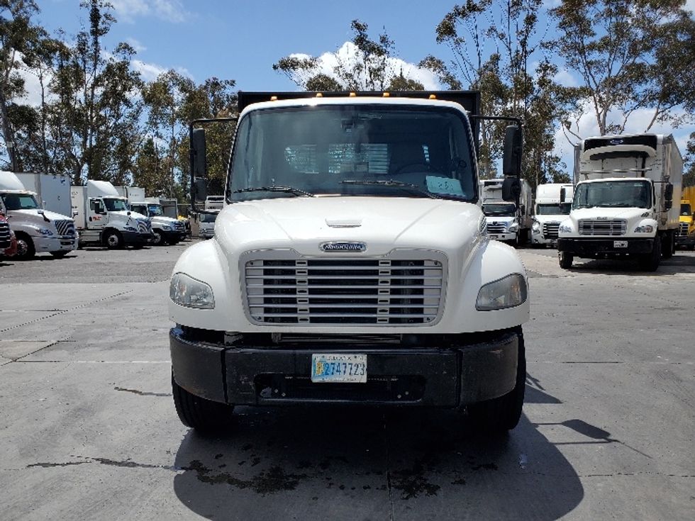 Flatbed Truck-Light and Medium Duty Trucks-Freightliner-2019-M2-Fontana-CA-135,313\n\t\tmiles-$ 60,000 - Image 2