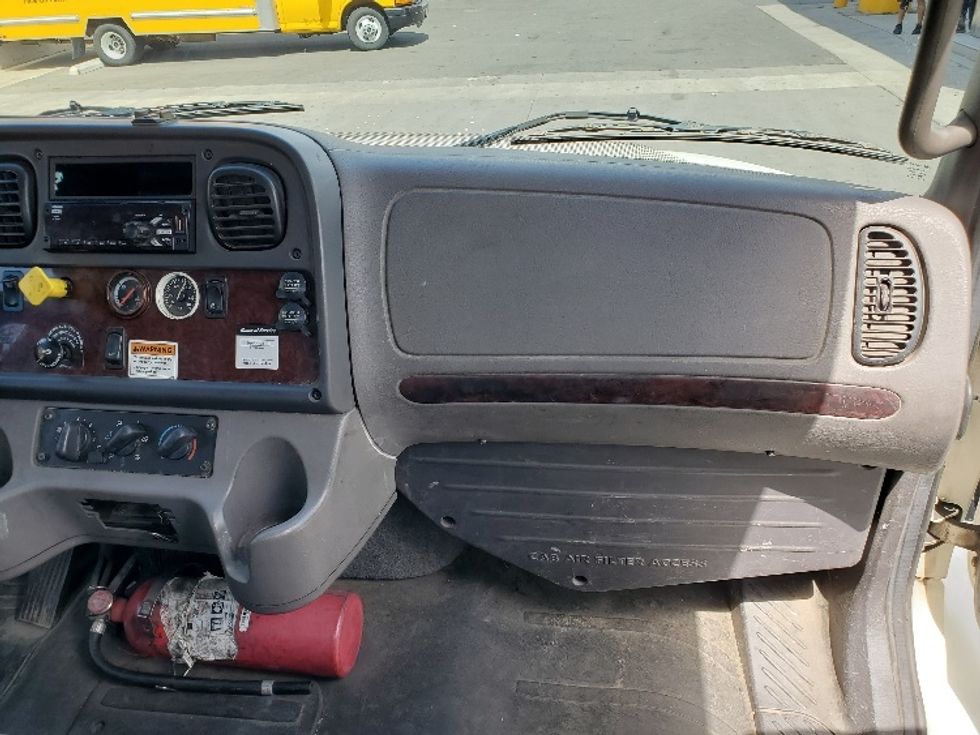 Flatbed Truck-Light and Medium Duty Trucks-Freightliner-2019-M2-Fontana-CA-135,313\n\t\tmiles-$ 60,000 - Image 20