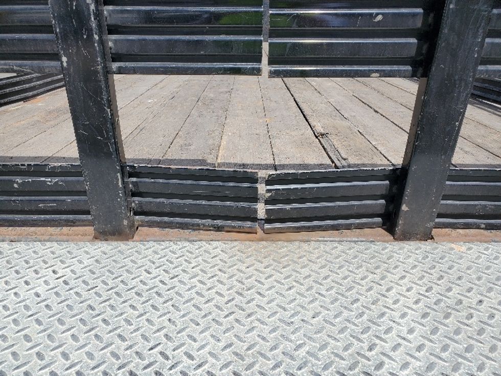 Flatbed Truck-Light and Medium Duty Trucks-Freightliner-2019-M2-Fontana-CA-135,313\n\t\tmiles-$ 60,000 - Image 9