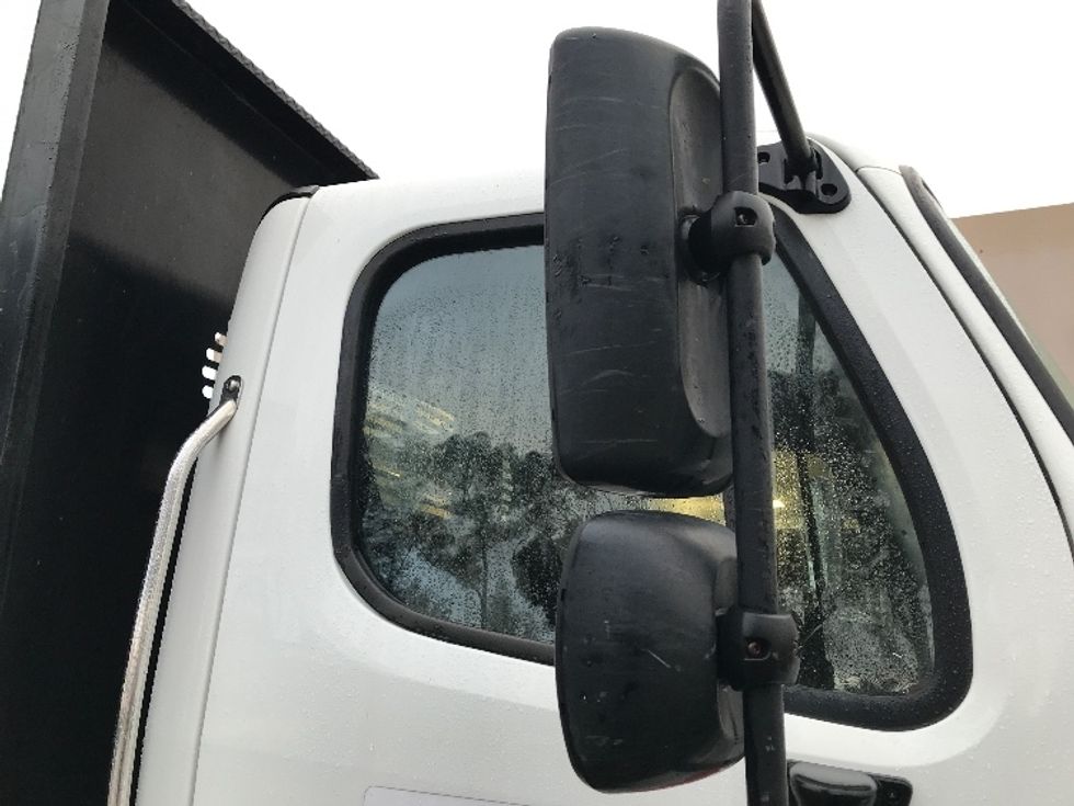 Flatbed Truck-Light and Medium Duty Trucks-Freightliner-2019-M2-Fontana-CA-137,638\n\t\tmiles-$ 58,000 - Image 25