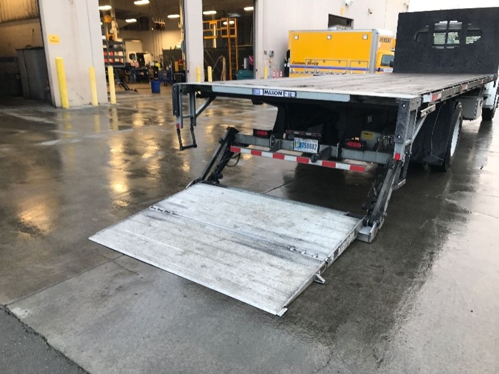 Flatbed Truck-Light and Medium Duty Trucks-Freightliner-2019-M2-Fontana-CA-137,638\n\t\tmiles-$ 58,000 - Image 9