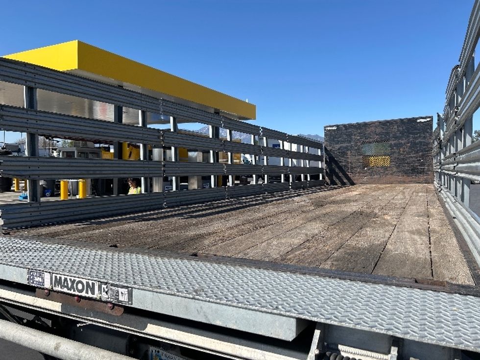 Flatbed Truck-Light and Medium Duty Trucks-Freightliner-2019-M2-Fontana-CA-138,644\n\t\tmiles-$ 57,250 - Image 11