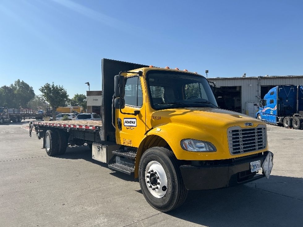 Flatbed Truck-Light and Medium Duty Trucks-Freightliner-2019-M2-Fontana-CA-154,766\n\t\tmiles-$ 47,750 - Image 1
