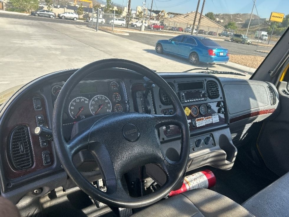 Flatbed Truck-Light and Medium Duty Trucks-Freightliner-2019-M2-Fontana-CA-154,766\n\t\tmiles-$ 47,750 - Image 17