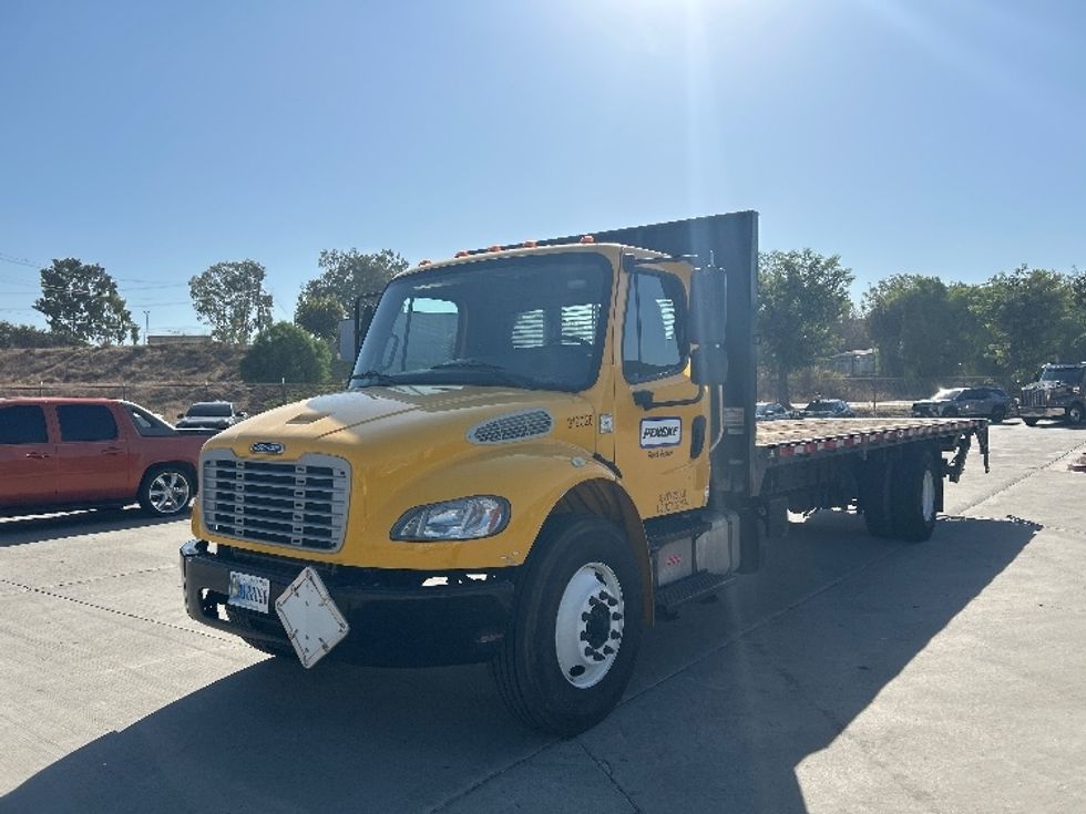 Flatbed Truck-Light and Medium Duty Trucks-Freightliner-2019-M2-Fontana-CA-154,766\n\t\tmiles-$ 47,750 - Image 3
