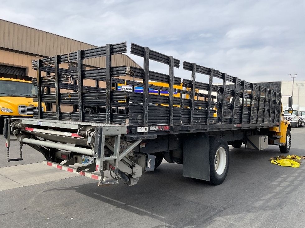 Flatbed Truck-Light and Medium Duty Trucks-Freightliner-2019-M2-Fontana-CA-166,478\n\t\tmiles-$ 53,250 - Image 13