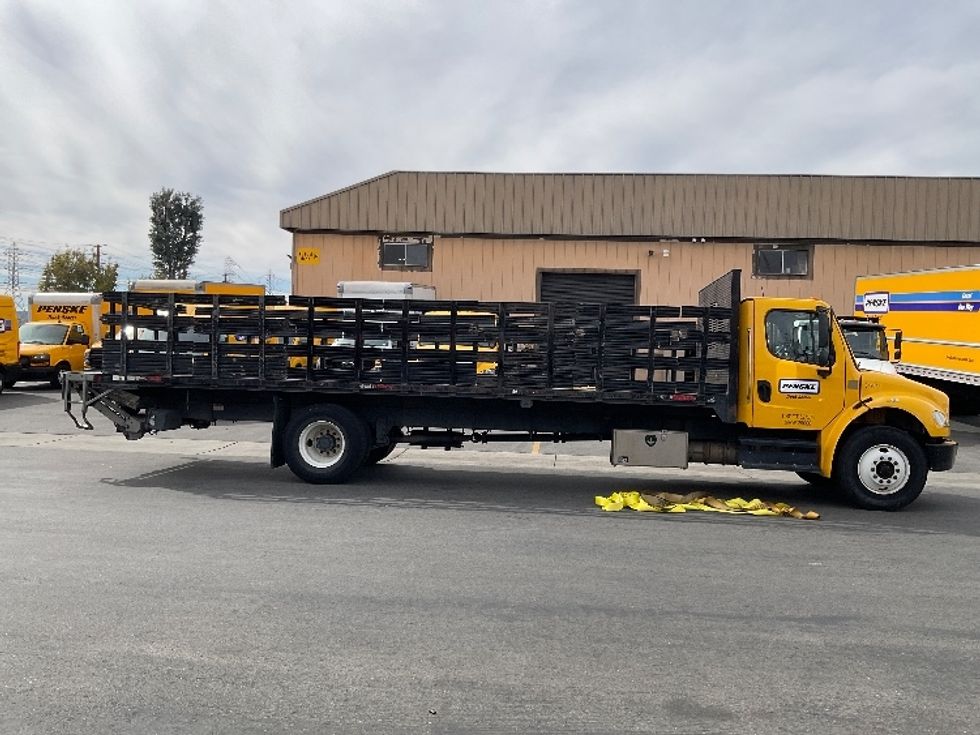 Flatbed Truck-Light and Medium Duty Trucks-Freightliner-2019-M2-Fontana-CA-166,478\n\t\tmiles-$ 53,250 - Image 15