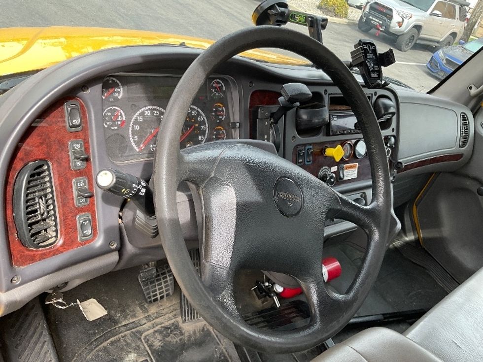 Flatbed Truck-Light and Medium Duty Trucks-Freightliner-2019-M2-Fontana-CA-166,478\n\t\tmiles-$ 53,250 - Image 17