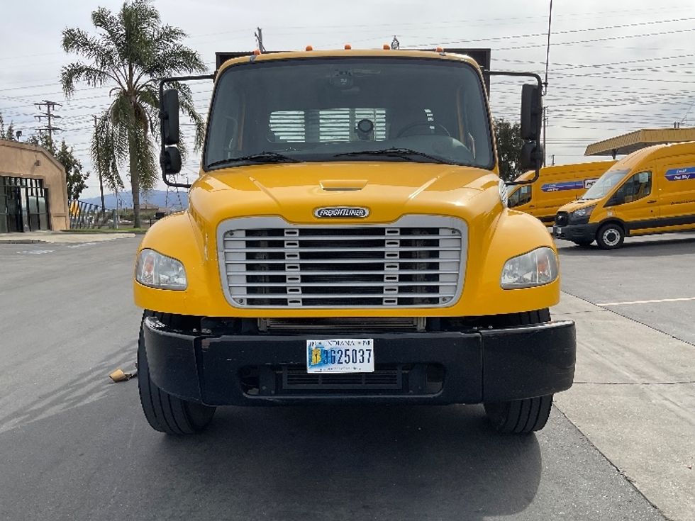 Flatbed Truck-Light and Medium Duty Trucks-Freightliner-2019-M2-Fontana-CA-166,478\n\t\tmiles-$ 53,250 - Image 2
