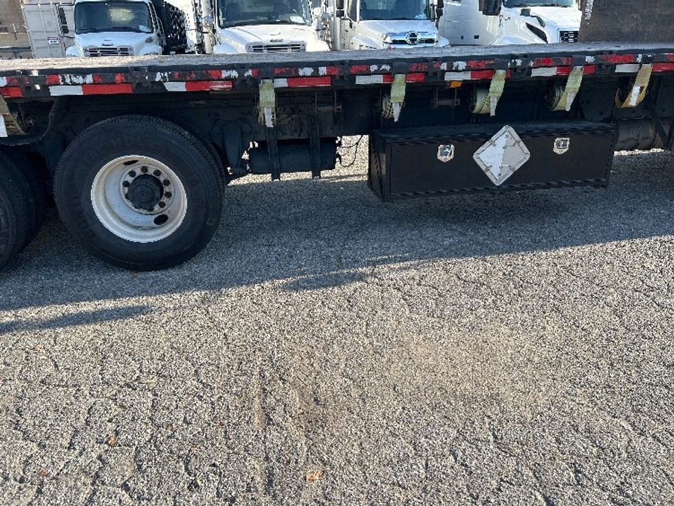 Flatbed Truck-Light and Medium Duty Trucks-Freightliner-2019-M2-Fontana-CA-181,130\n\t\tmiles-$ 69,500 - Image 10