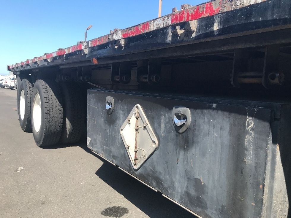 Flatbed Truck-Light and Medium Duty Trucks-Freightliner-2019-M2-Fontana-CA-183,385\n\t\tmiles-$ 69,500 - Image 14
