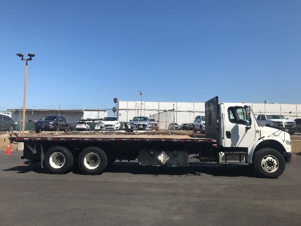 Flatbed Truck-Light and Medium Duty Trucks-Freightliner-2019-M2-Fontana-CA-183,385\n\t\tmiles-$ 69,500 - Image 15