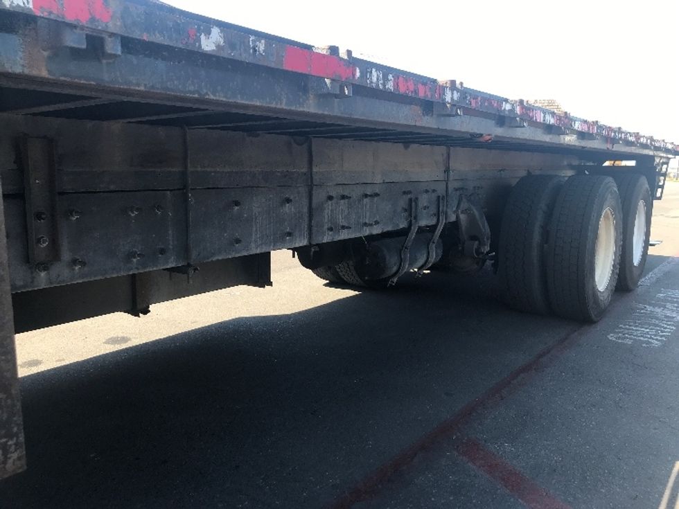 Flatbed Truck-Light and Medium Duty Trucks-Freightliner-2019-M2-Fontana-CA-183,385\n\t\tmiles-$ 69,500 - Image 5