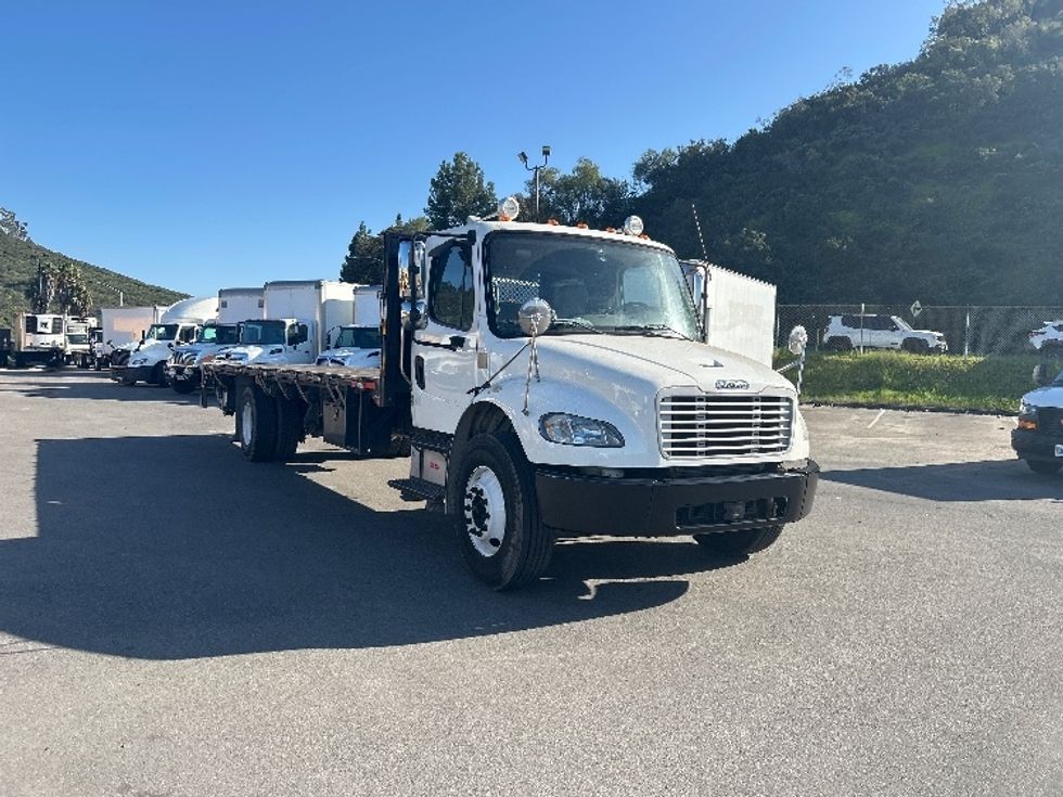 Flatbed Truck-Light and Medium Duty Trucks-Freightliner-2019-M2-Fontana-CA-188,336\n\t\tmiles-$ 46,500 - Image 1