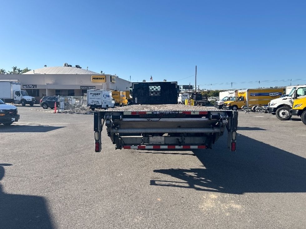 Flatbed Truck-Light and Medium Duty Trucks-Freightliner-2019-M2-Fontana-CA-188,336\n\t\tmiles-$ 46,500 - Image 7