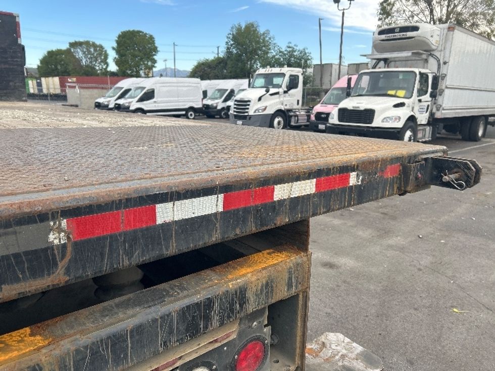 Flatbed Truck-Light and Medium Duty Trucks-Freightliner-2019-M2-Fontana-CA-215,950\n\t\tmiles-$ 59,500 - Image 12