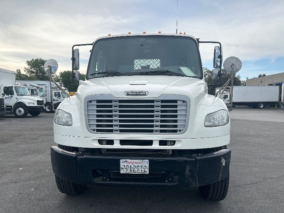 Flatbed Truck-Light and Medium Duty Trucks-Freightliner-2019-M2-Fontana-CA-215,950\n\t\tmiles-$ 59,500 - Image 2
