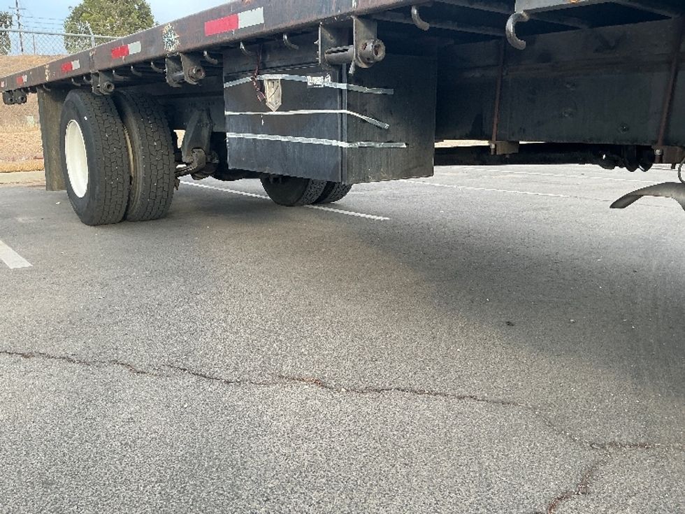 Flatbed Truck-Light and Medium Duty Trucks-Freightliner-2019-M2-Fontana-CA-98,901\n\t\tmiles-$ 56,750 - Image 14
