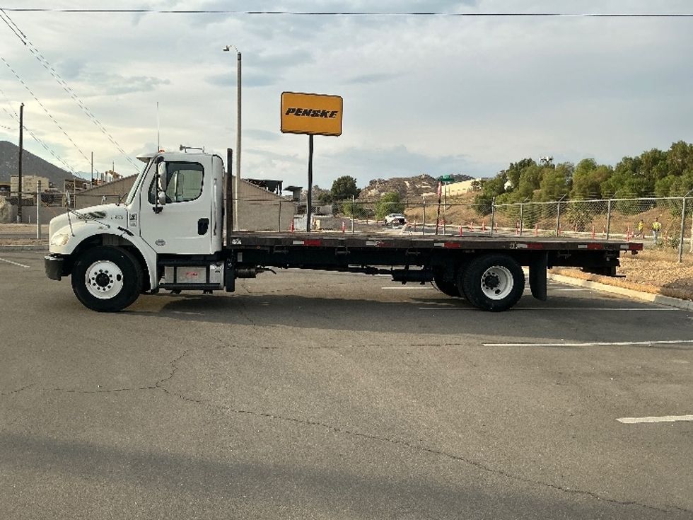 Flatbed Truck-Light and Medium Duty Trucks-Freightliner-2019-M2-Fontana-CA-98,901\n\t\tmiles-$ 56,750 - Image 4