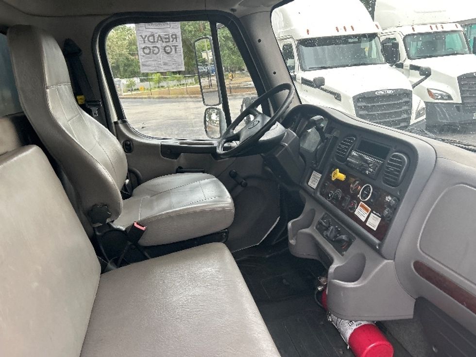 Flatbed Truck-Light and Medium Duty Trucks-Freightliner-2019-M2-Fort Myers-FL-181,168\n\t\tmiles-$ 51,500 - Image 22