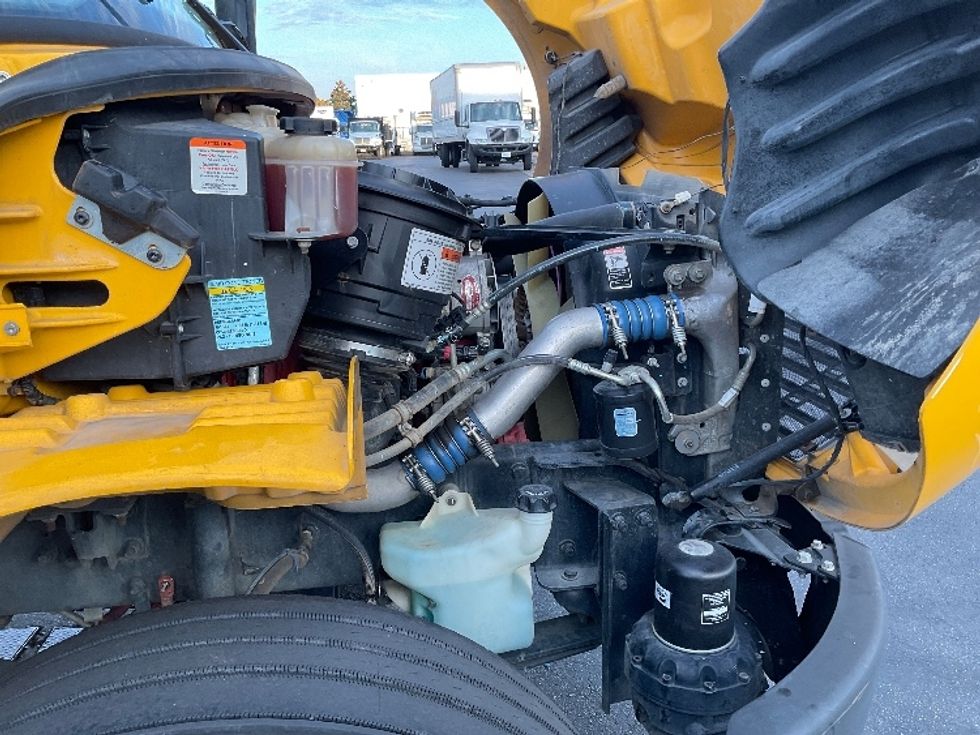 Flatbed Truck-Light and Medium Duty Trucks-Freightliner-2019-M2-Fresno-CA-122,012\n\t\tmiles-$ 44,250 - Image 19