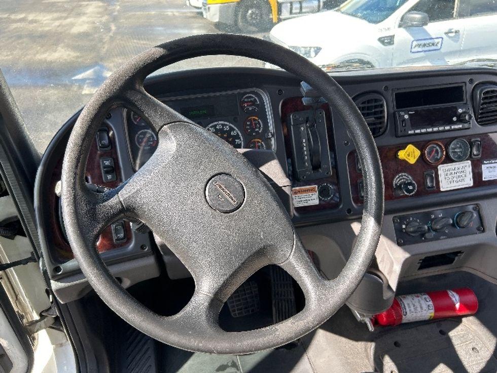 Flatbed Truck-Light and Medium Duty Trucks-Freightliner-2019-M2-Fresno-CA-145,748\n\t\tmiles-$ 55,000 - Image 15