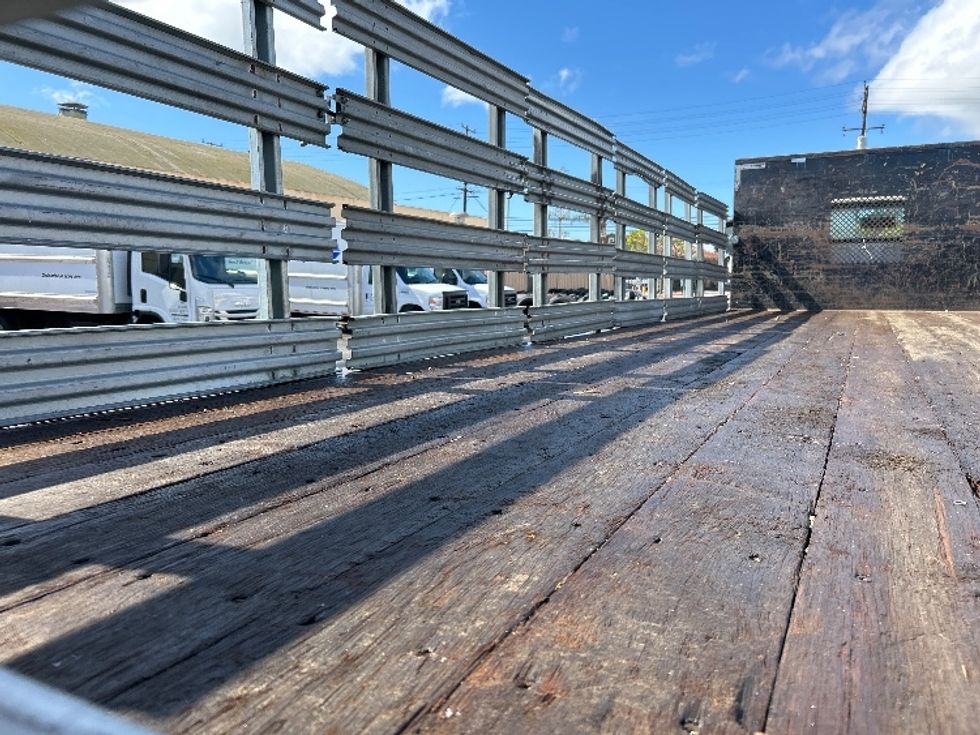 Flatbed Truck-Light and Medium Duty Trucks-Freightliner-2019-M2-Fresno-CA-145,748\n\t\tmiles-$ 55,000 - Image 9